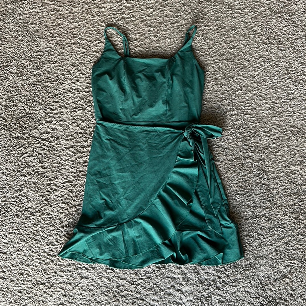 Women’s Ruffle Tie Waist Mini Dress